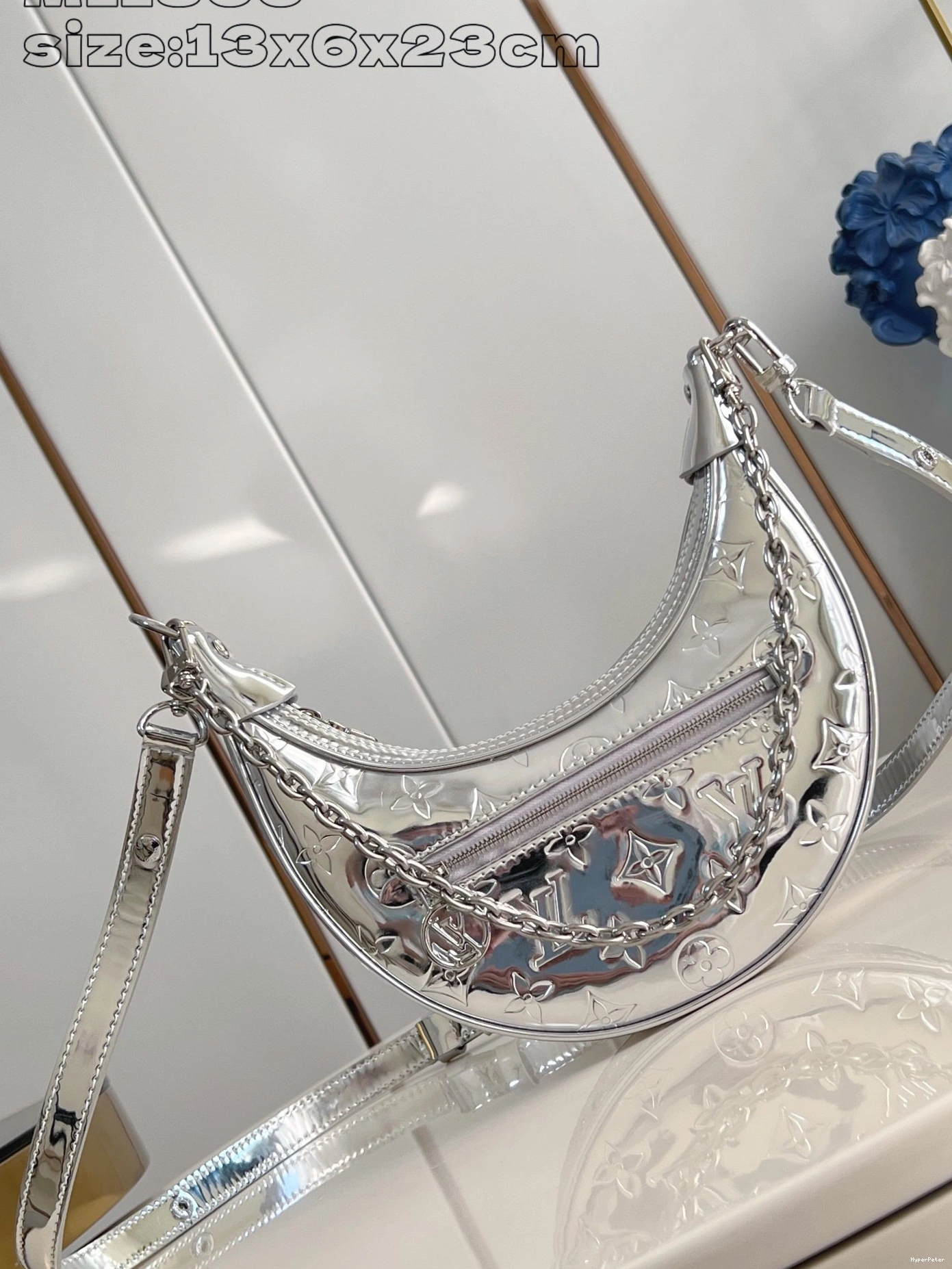 LOUIS LOOP-23*13*6CM VUITTON 0711